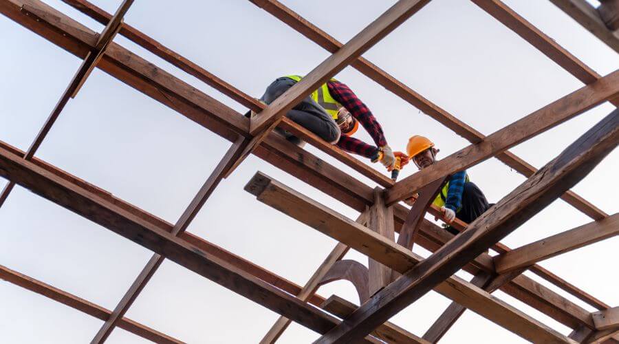 Professional gutter cleaning services in Colman, SD